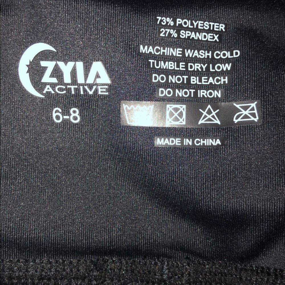 NWOT Zyia Yoga Flares Size 6-8